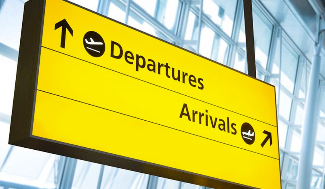 Airport.NCL_.arrival.signing.exit_.trans