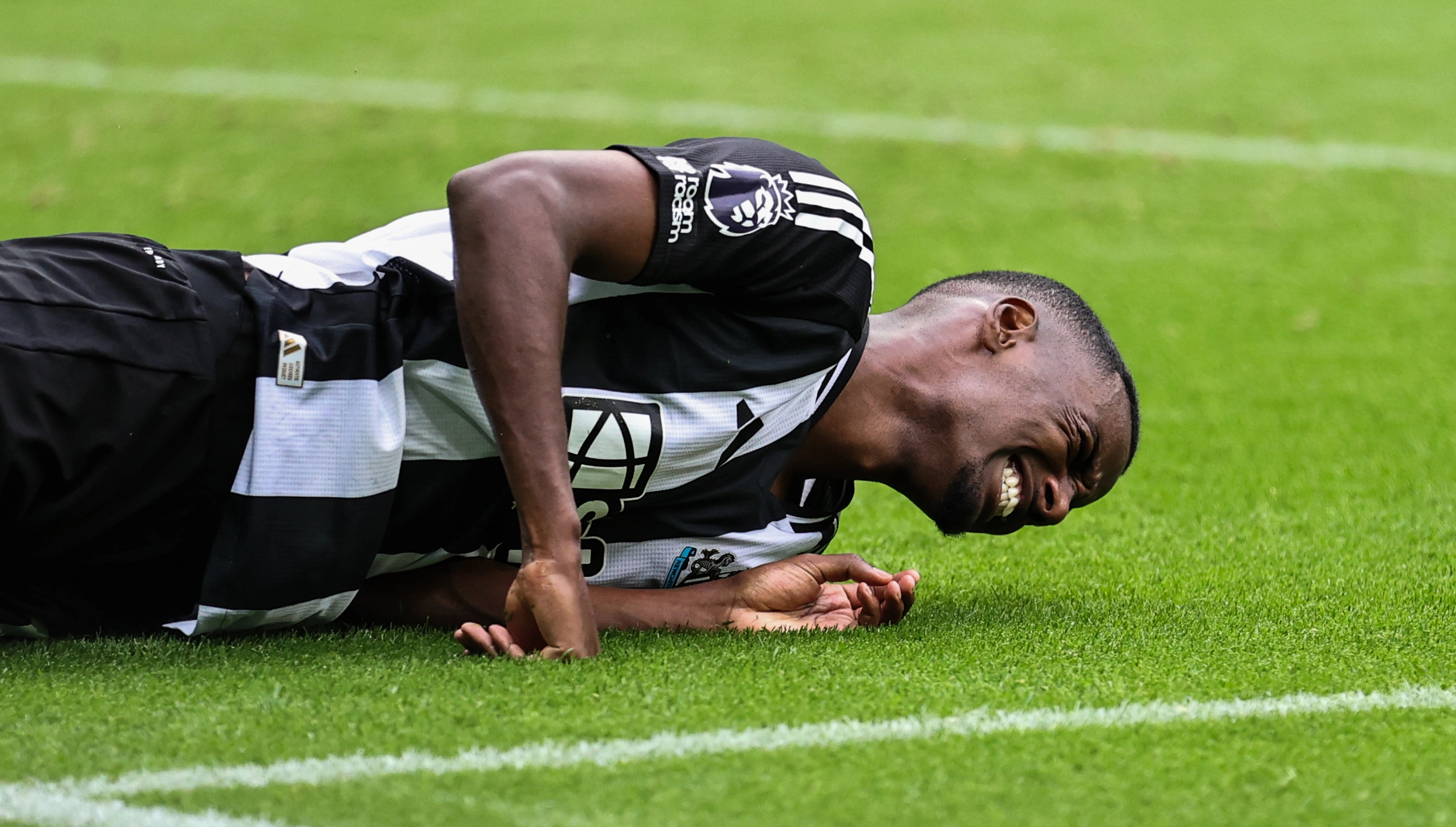 Alexander Isak talks - Conflicting reports on new deal after Arsenal and Chelsea interest