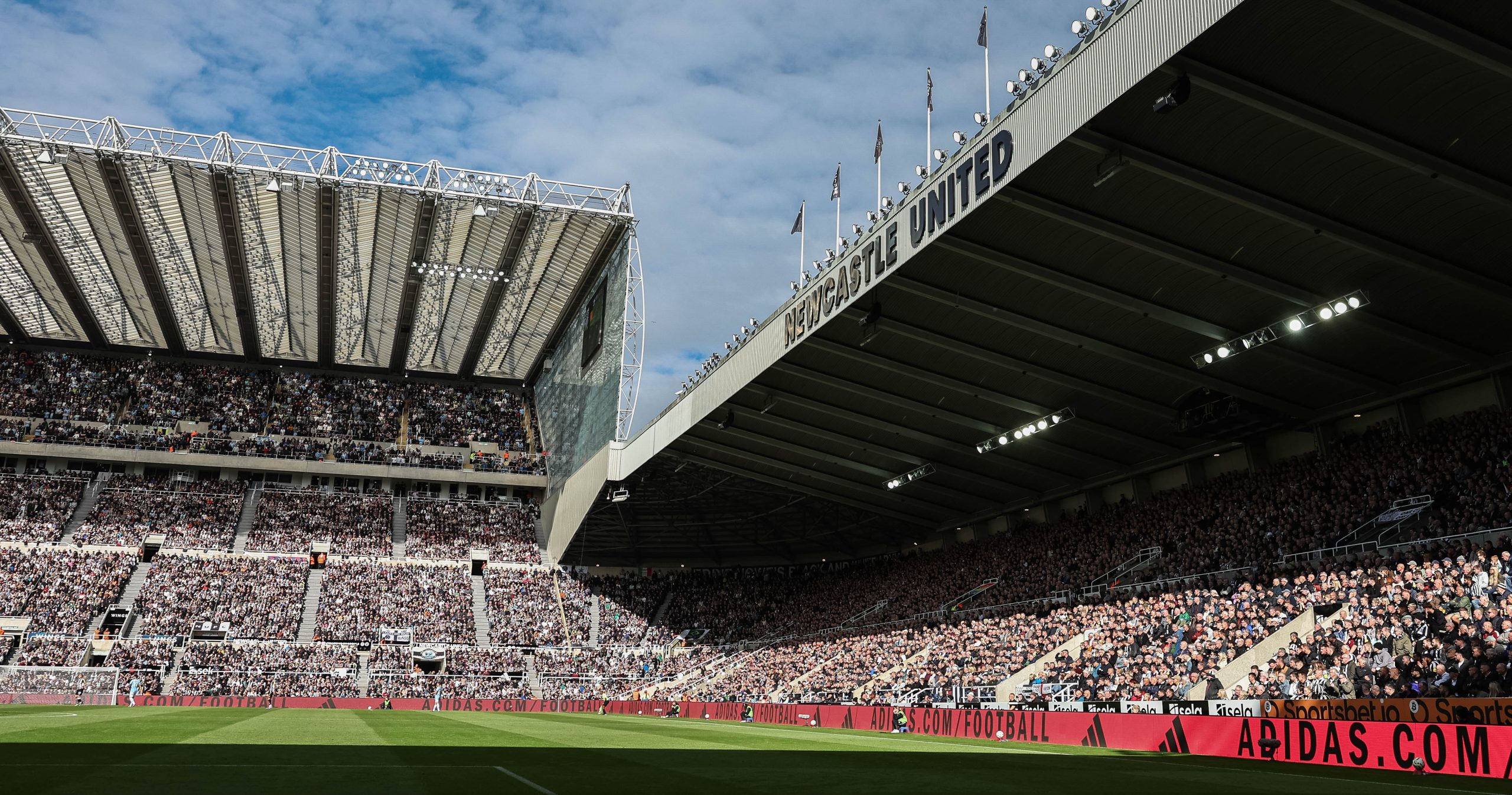 Sean Longstaff on His Newcastle United Journey and the Value of Joe Willock