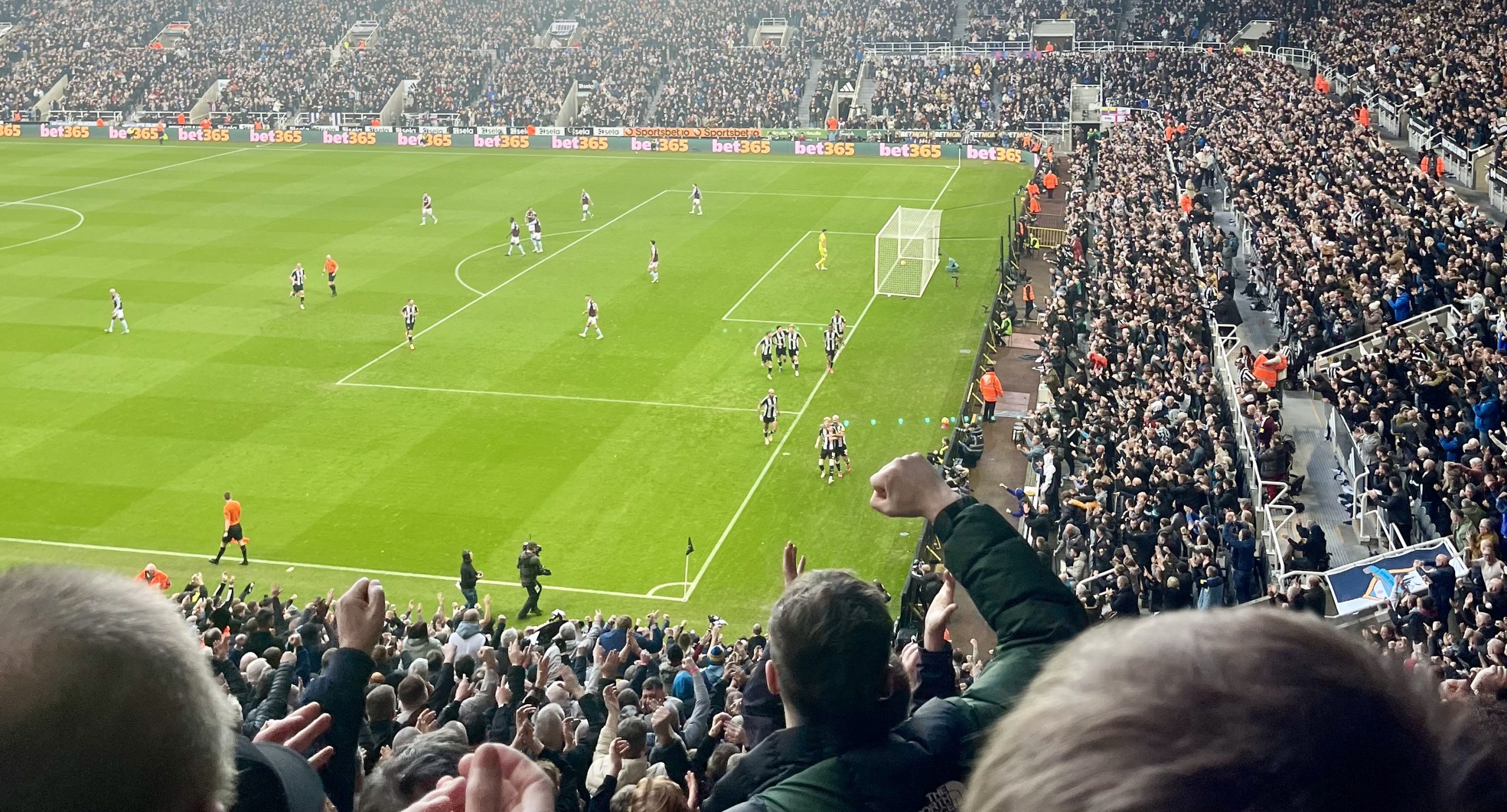 Newcastle 3-0 Aston Villa - The perfect end to 2024 at St. James’ Park!