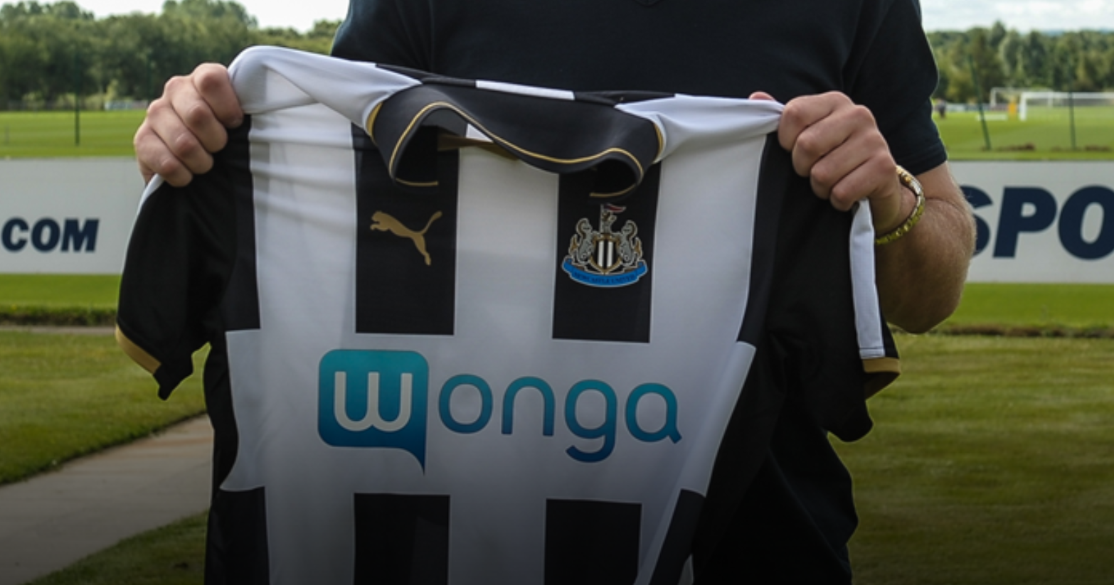 Birmingham sign £5.5m former Newcastle defender ahead of FA Cup clash