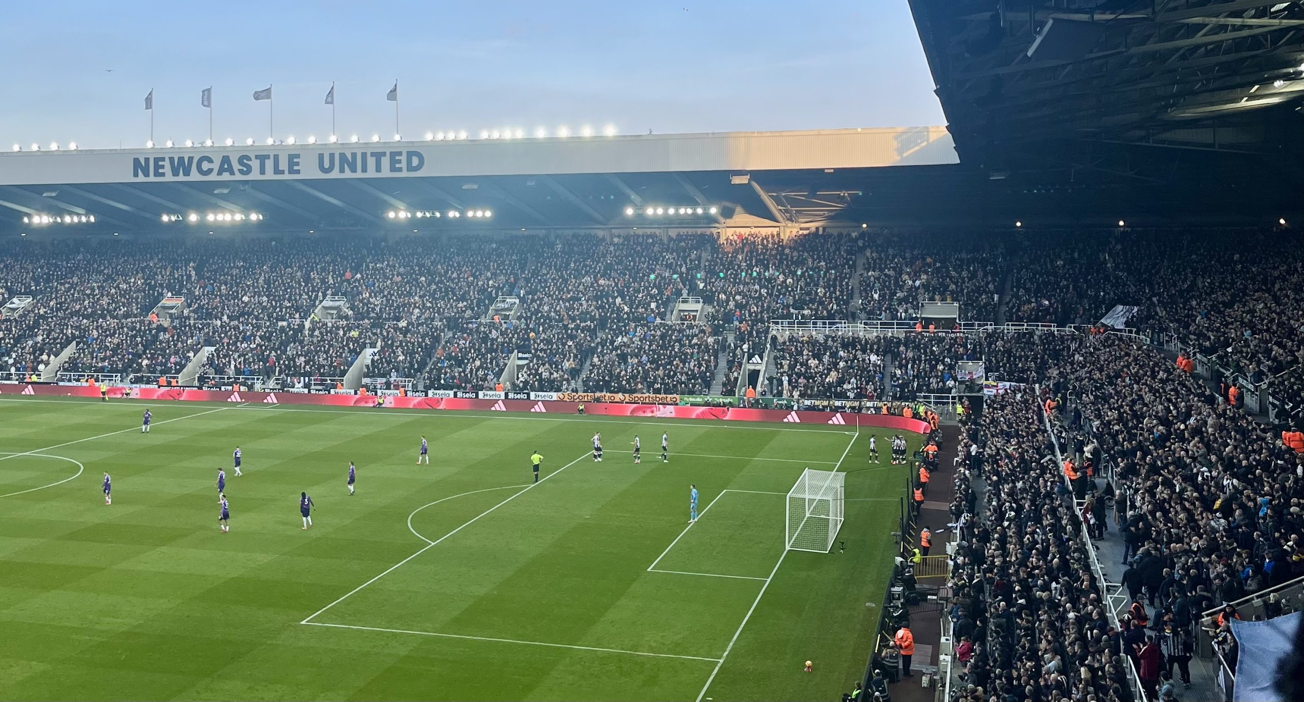 Newcastle 1-2 Fulham: Worrying signs at St James’ Park as weak Toon wilt