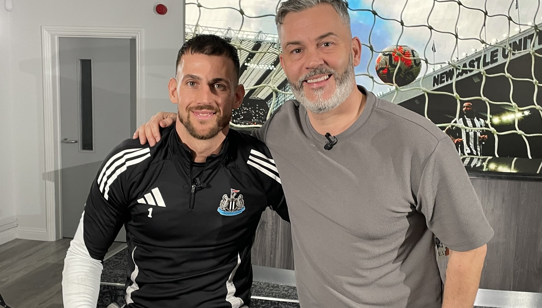 Dubravka speaks out on Saudi offer, Mitchell talks and new contract claims