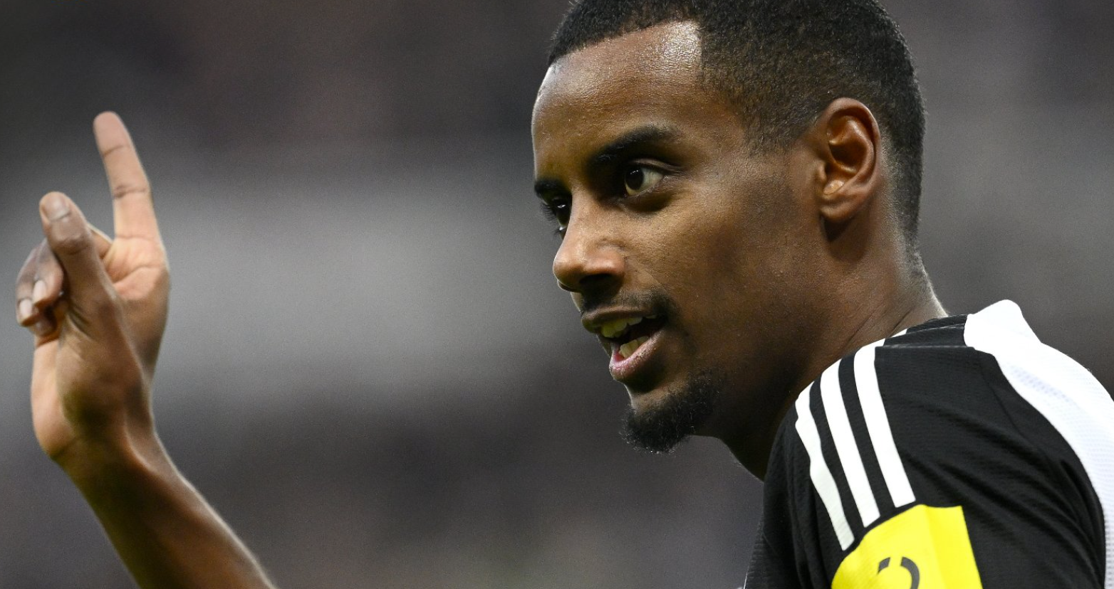 Alexander Isak hit with Friday night twist - Have Liverpool just walked away?