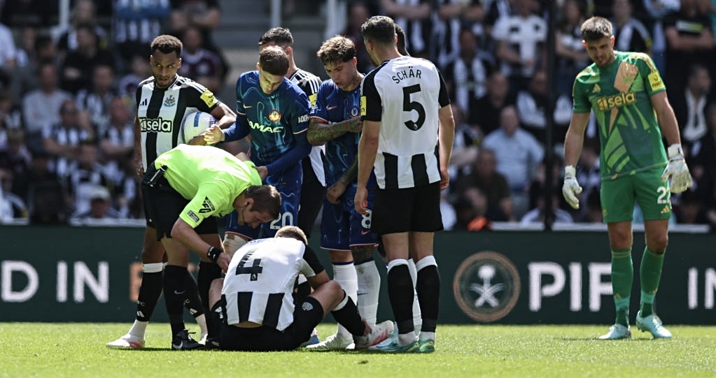 Official Newcastle injury update on Botman, Trippier and Willock with two games left