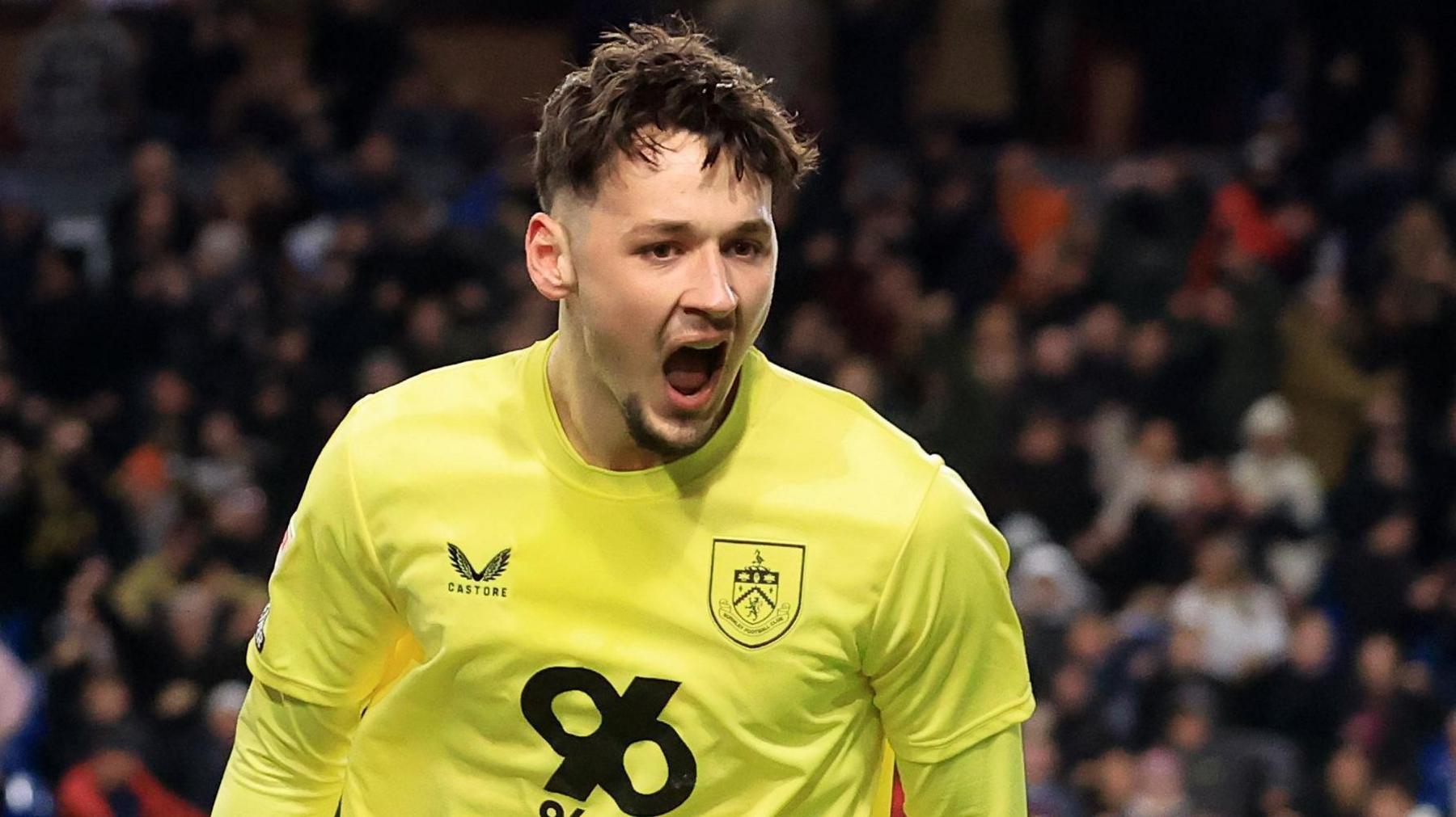 Newcastle make James Trafford move - Sky Sports