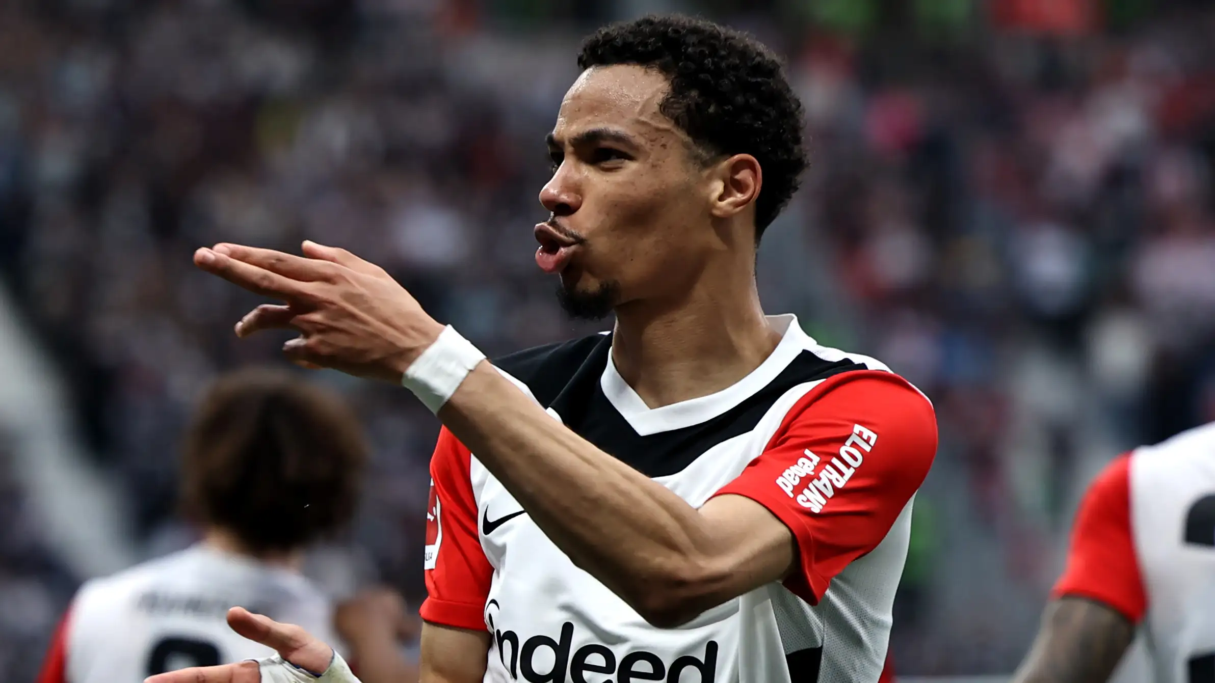 Newcastle launch €70m+ bid to sign Eintracht Frankfurt's Hugo Ekitike