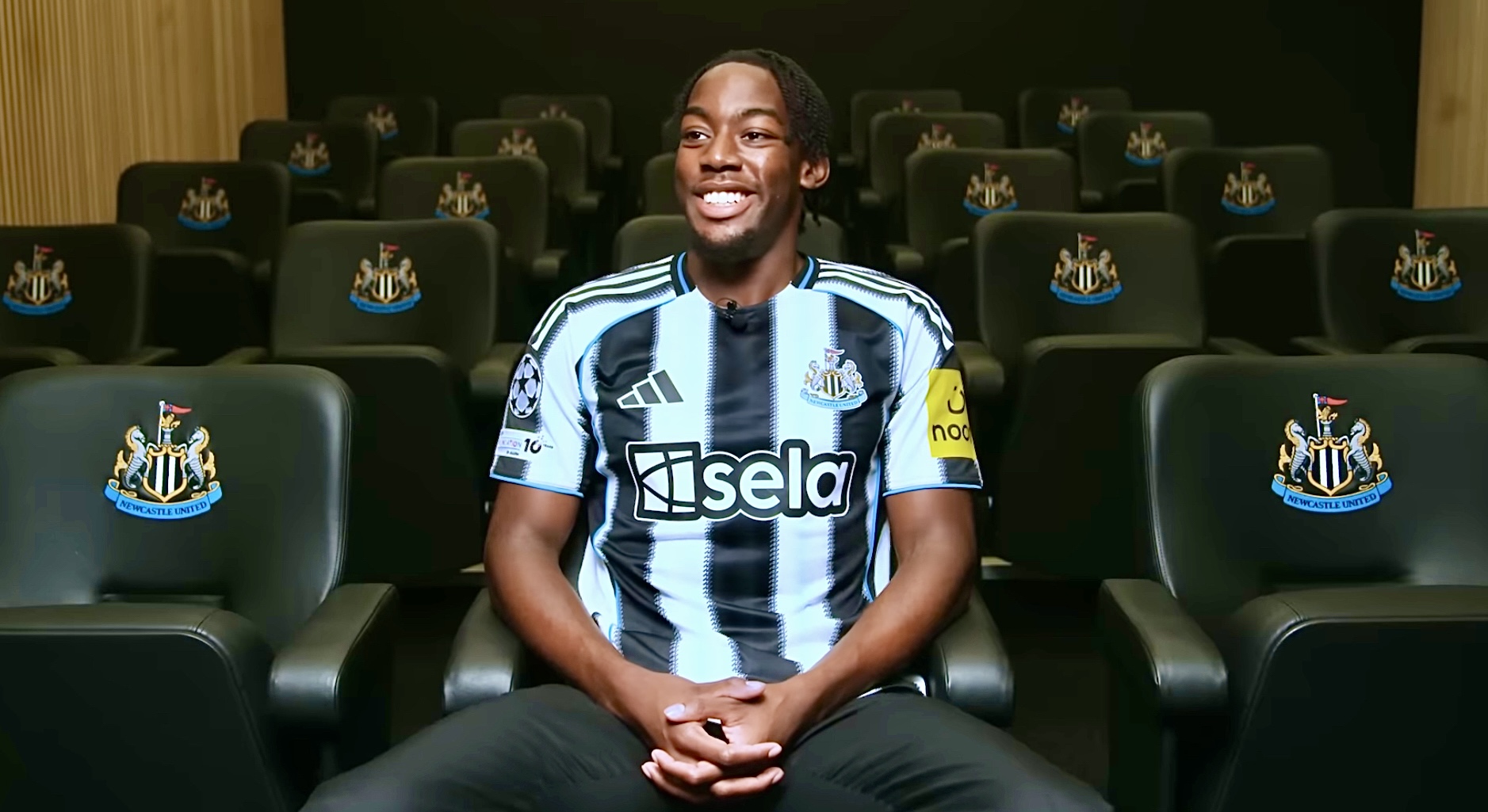 Anthony Elanga blows fans away in first big interview for Newcastle - Watch here