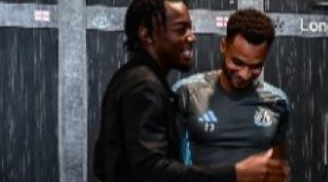 Leaked Elanga photo - New £55m signing spotted meeting Newcastle teammates