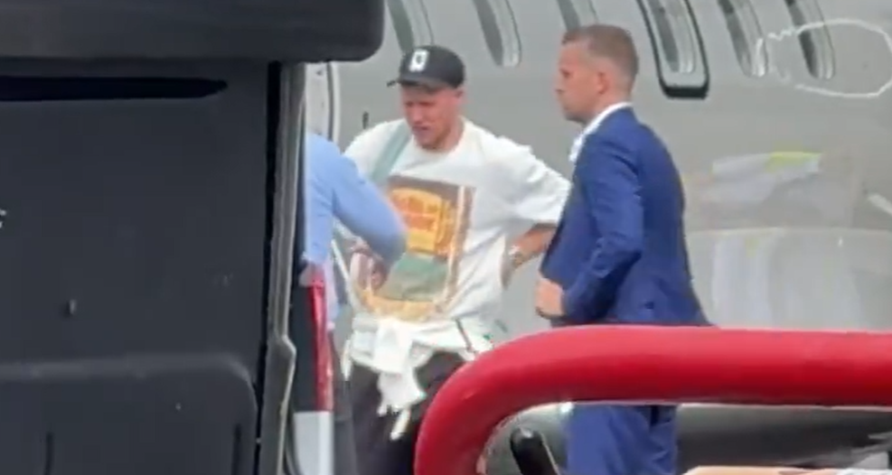 Aaron Ramsdale filmed in Newcastle ahead of medical as Sky Sports confirm fee