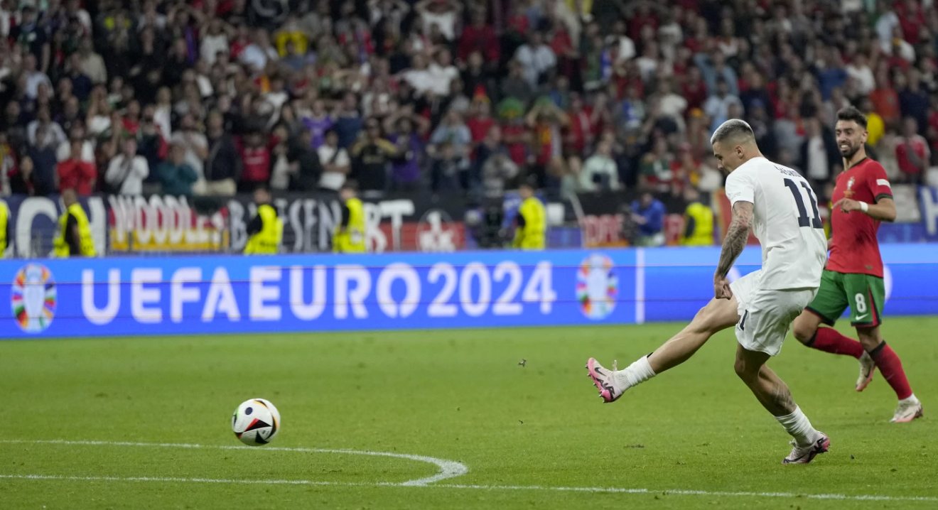 Newcastle 'go big' for £60m target with major push on Friday to agree terms