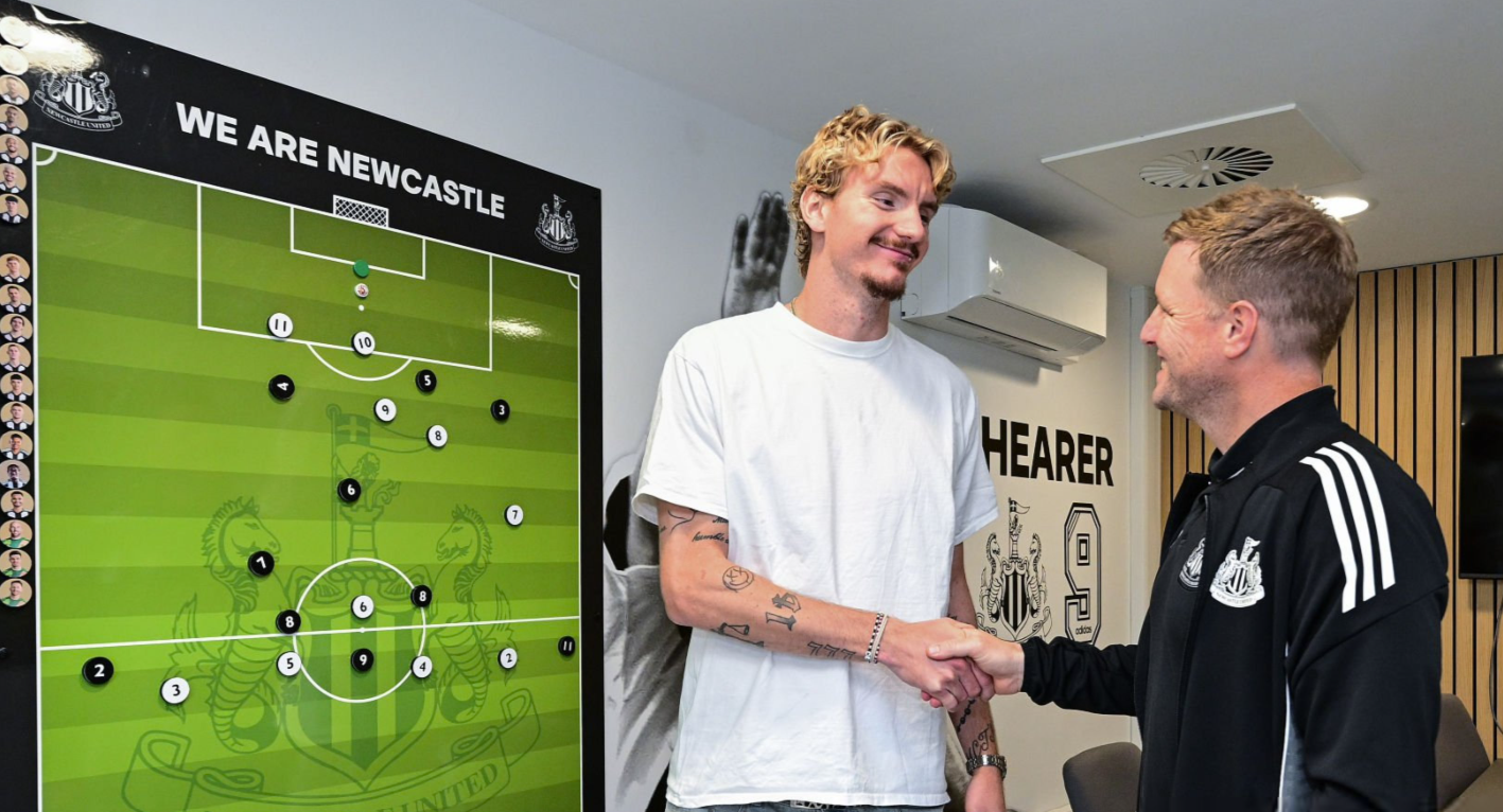 Newcastle set to sign another striker in 2026 as Howe eyes system switch - Report