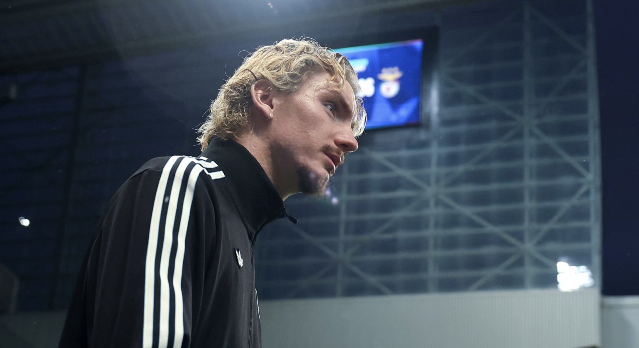 TEAM NEWS: Elanga, Joelinton dropped and Woltemade starts - Confirmed XI vs Benfica