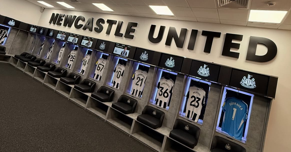 TEAM NEWS: Hall starts as Howe makes 3 changes - Newcastle and Man City line-ups