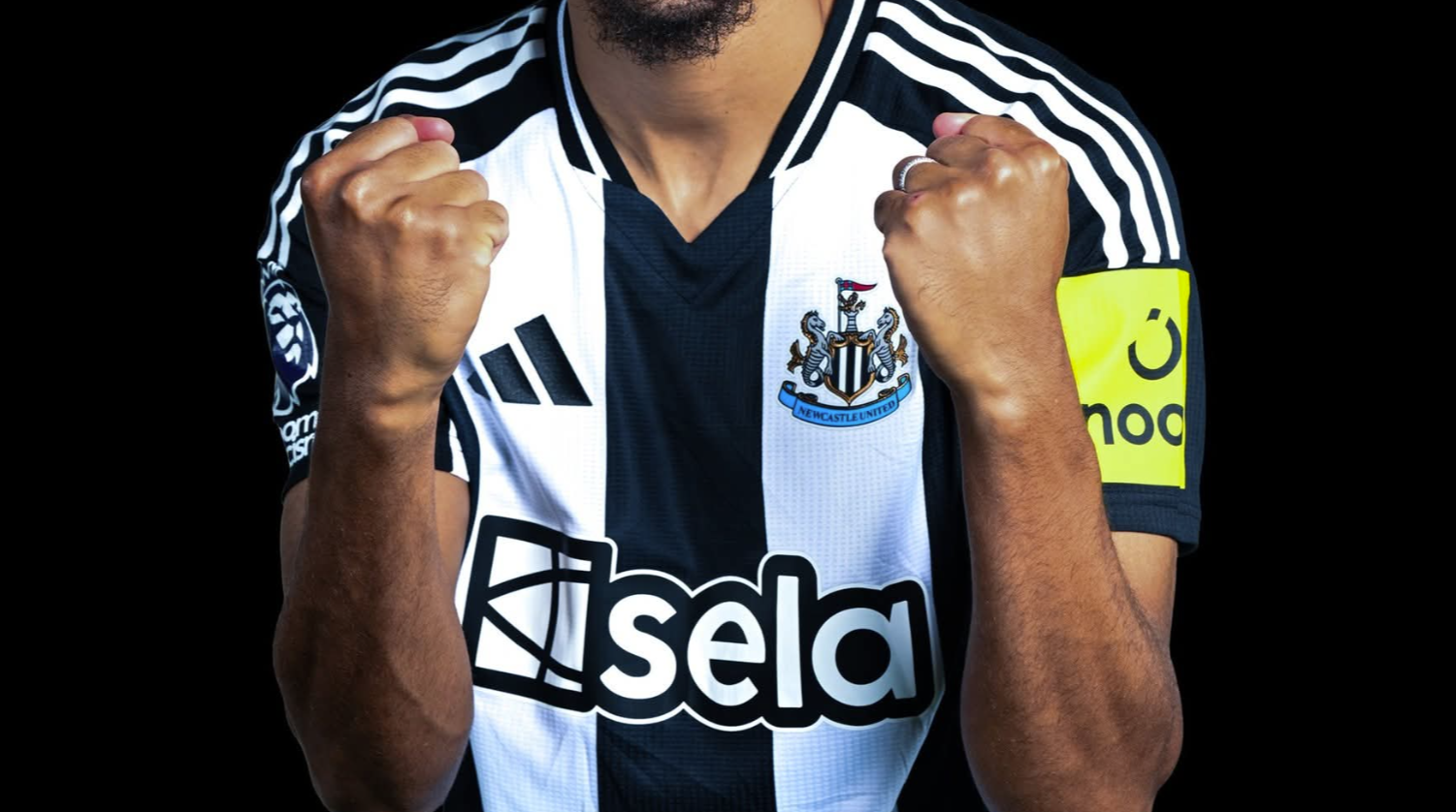 £15m Newcastle flop completes first move since summer exit - Official photo