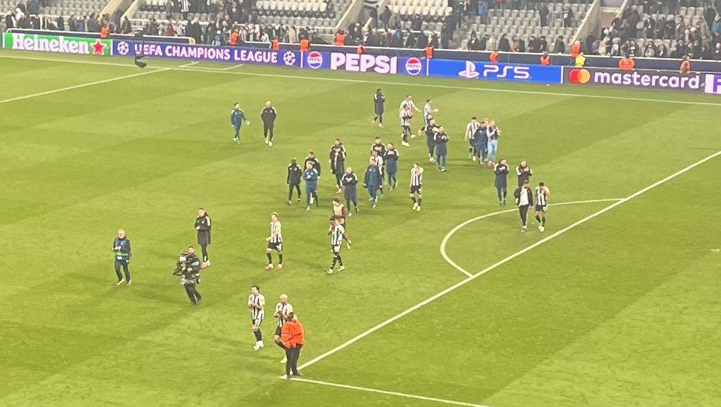 One 9/10, two 8s and a few 6s - Newcastle player ratings from Barcelona draw