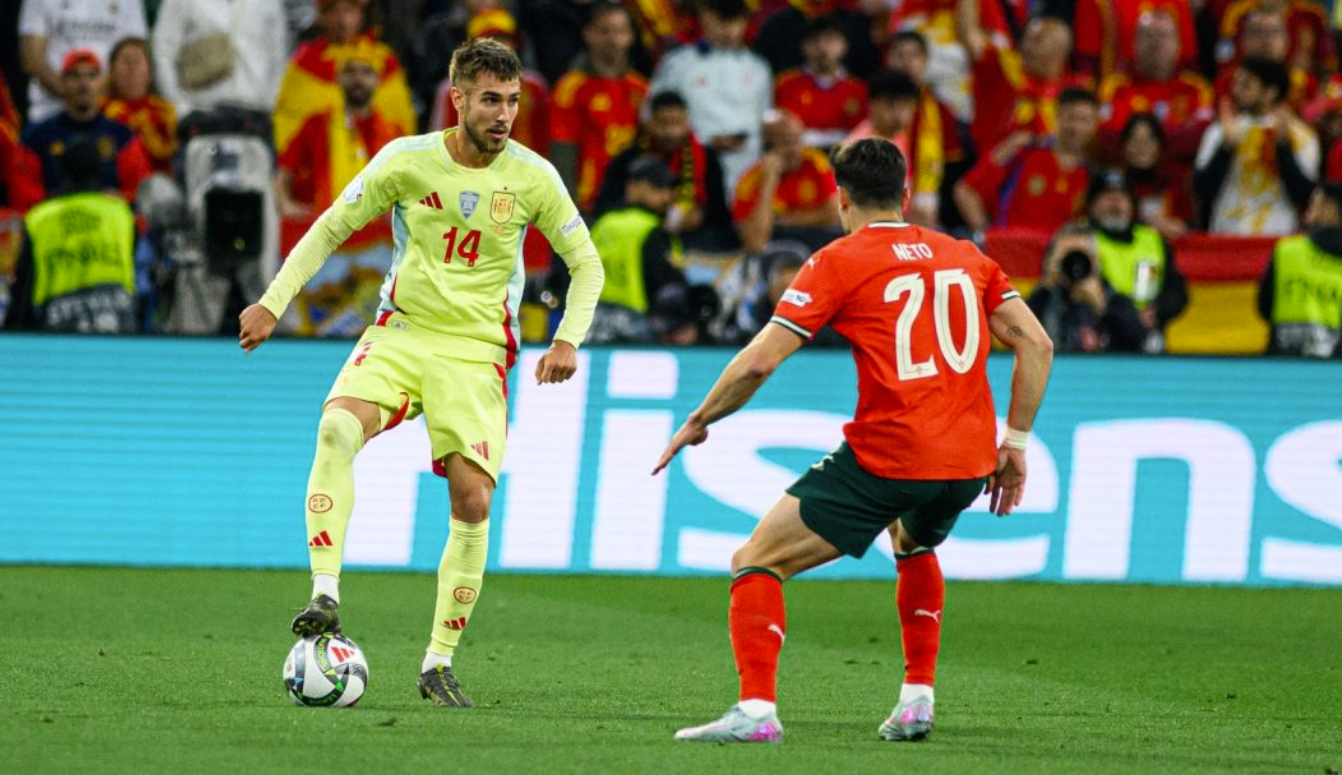 Newcastle representatives in Spain as clubs battle for summer bargain - Report